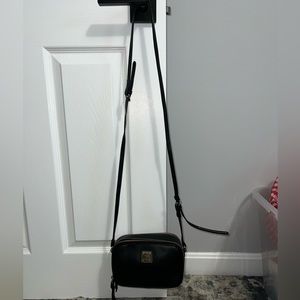 Dooney and bourke satchel